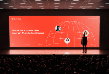 Panneau publicitaire technologique conçu avec un design moderne pour promouvoir une entreprise innovante