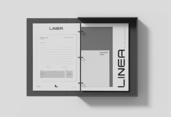 Document professionnel avec mise en page graphique moderne et typographie soignée -conception par OXO Studio