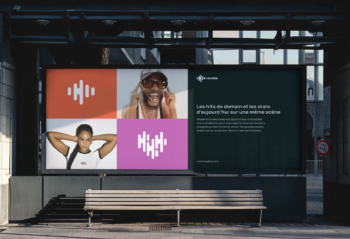 Affiche publicitaire événementielle au visuel impactant pour une agence spécialisée
